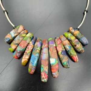 💕💎💕Multitone stone & silver necklace